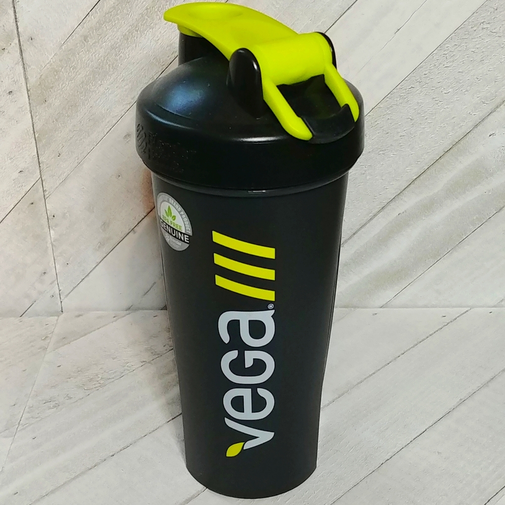 NEW Vega Blender Protein Shake Bottle 20oz